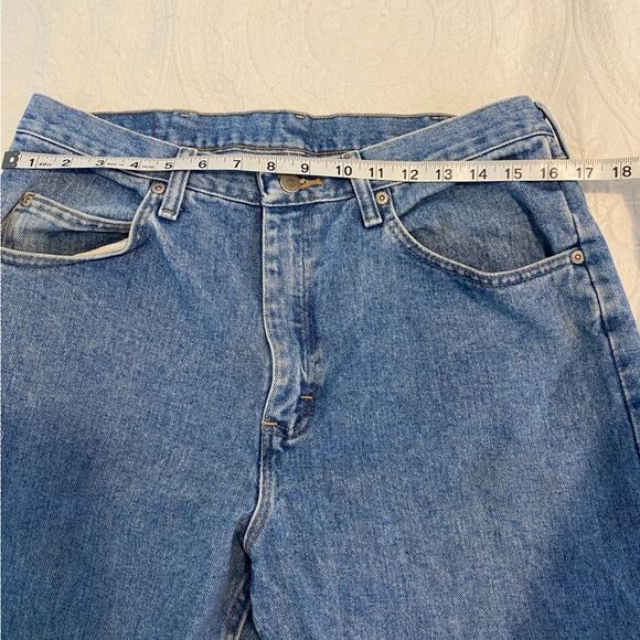 Wrangler size 34 x 34 Light Wash Straight Leg Denim Jeans - Picture 8 of 10